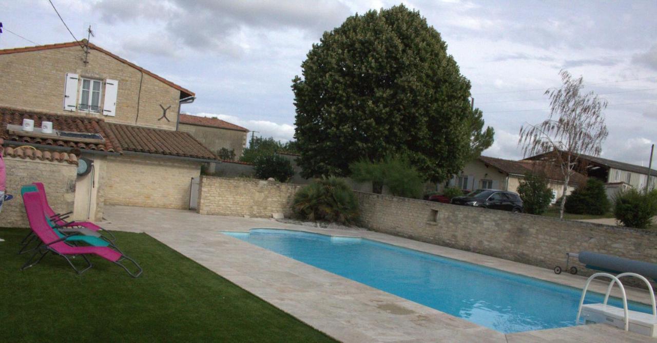 Gites La Marquise La Charriere Exterior foto